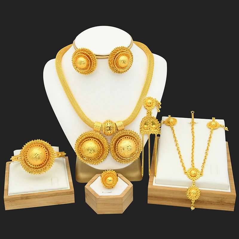 Dubai Gold Plated Jewelry Sets for Women Exquisite Necklace Earrings Tassels Party Banquet Gift Designed Arabic Charm Choker Set