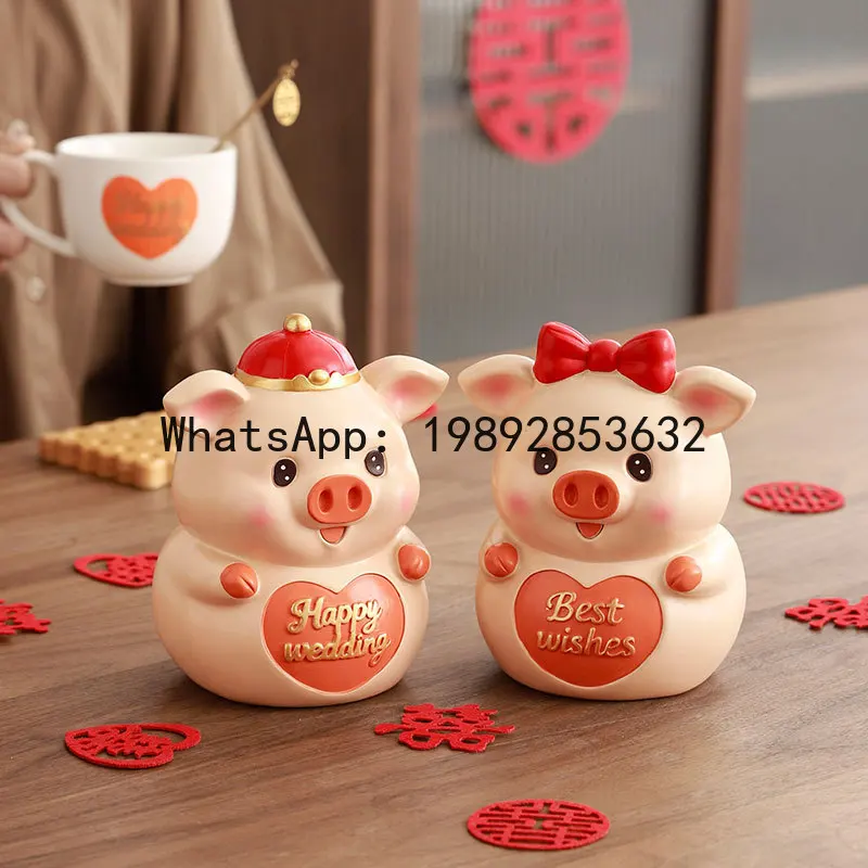 

CB cute pig ornament couple wedding gift girlfriend wedding engagement box