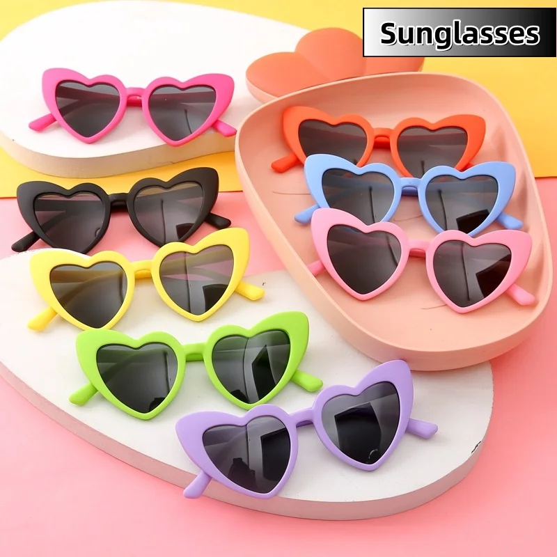 

Cute Heart-shaped Sunglasses for Men and Women UV Protection Outdoor Beach Street Shooting Sun Protection Glasses Eye Protection