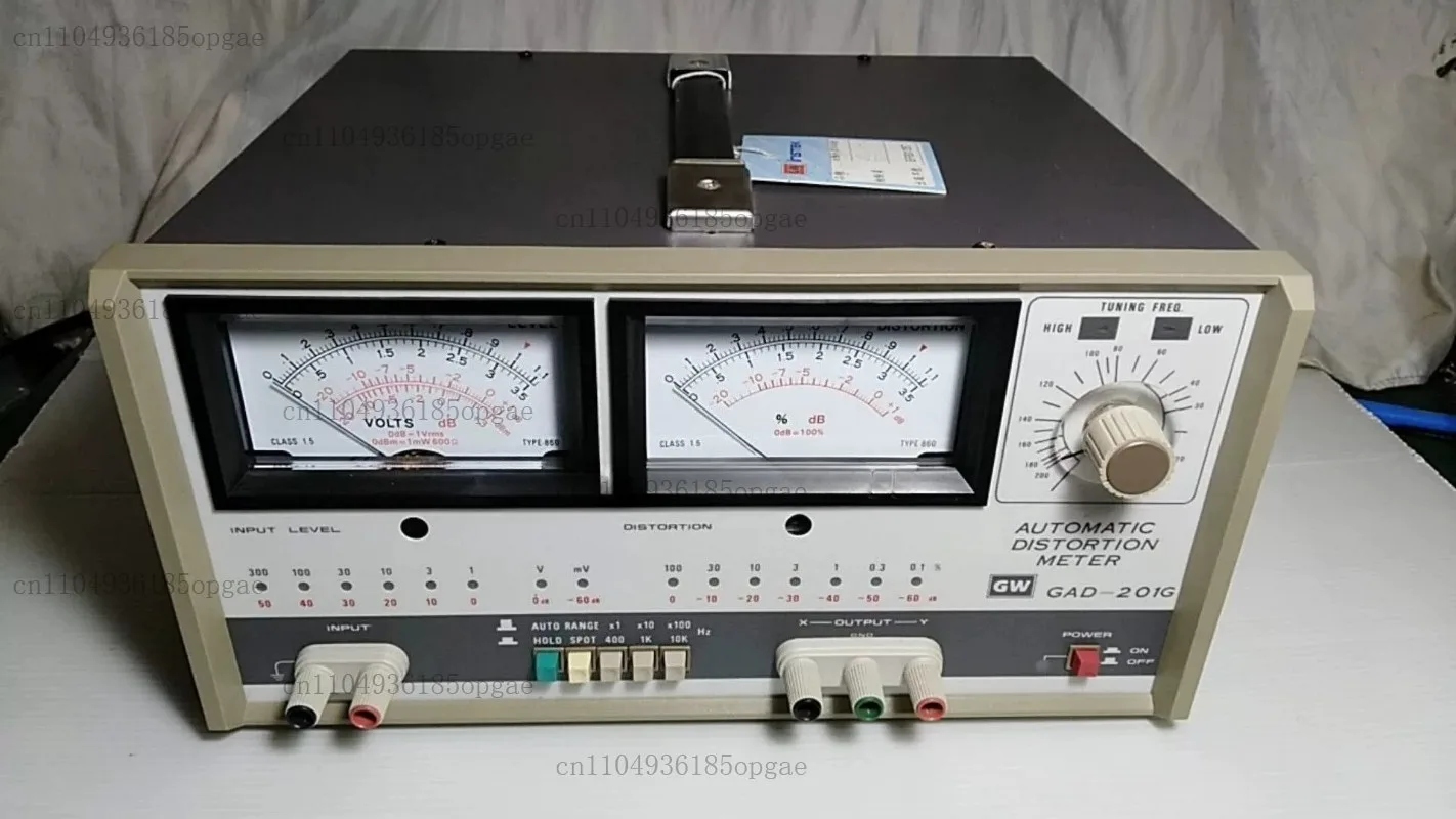 Full-band audio signal distortion tester test