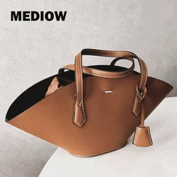 Mediow-女性用ヴィンテージトートバッグ,高級デザイナーハンドバッグ,大容量ショルダーバッグ,新しいpu,内ポケット,2022