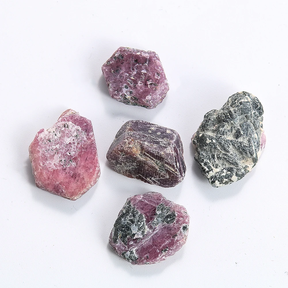 Natural Red Corundum Raw Ore Irregular Macadam Laboratory Tourmaline Specimen Aromatherapy Diffuser Degauss Chakras Wiccan Decor