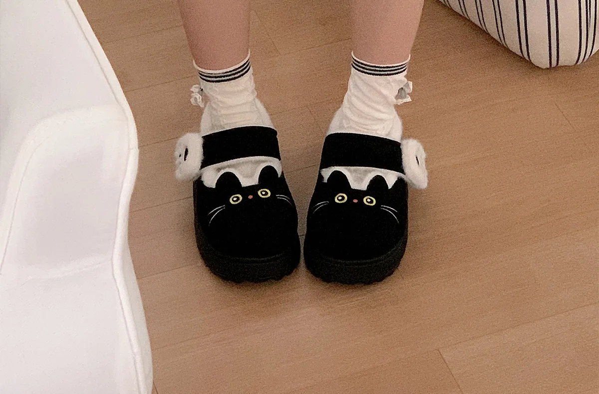 Neue schwarze flauschige Katzenpantoffeln für Damen, bezaubernde Tier-Schuhe, flauschige Hausschuhe, Damen-Winter-Plüsch-Mary-Jane-Slipper. – Detail 24