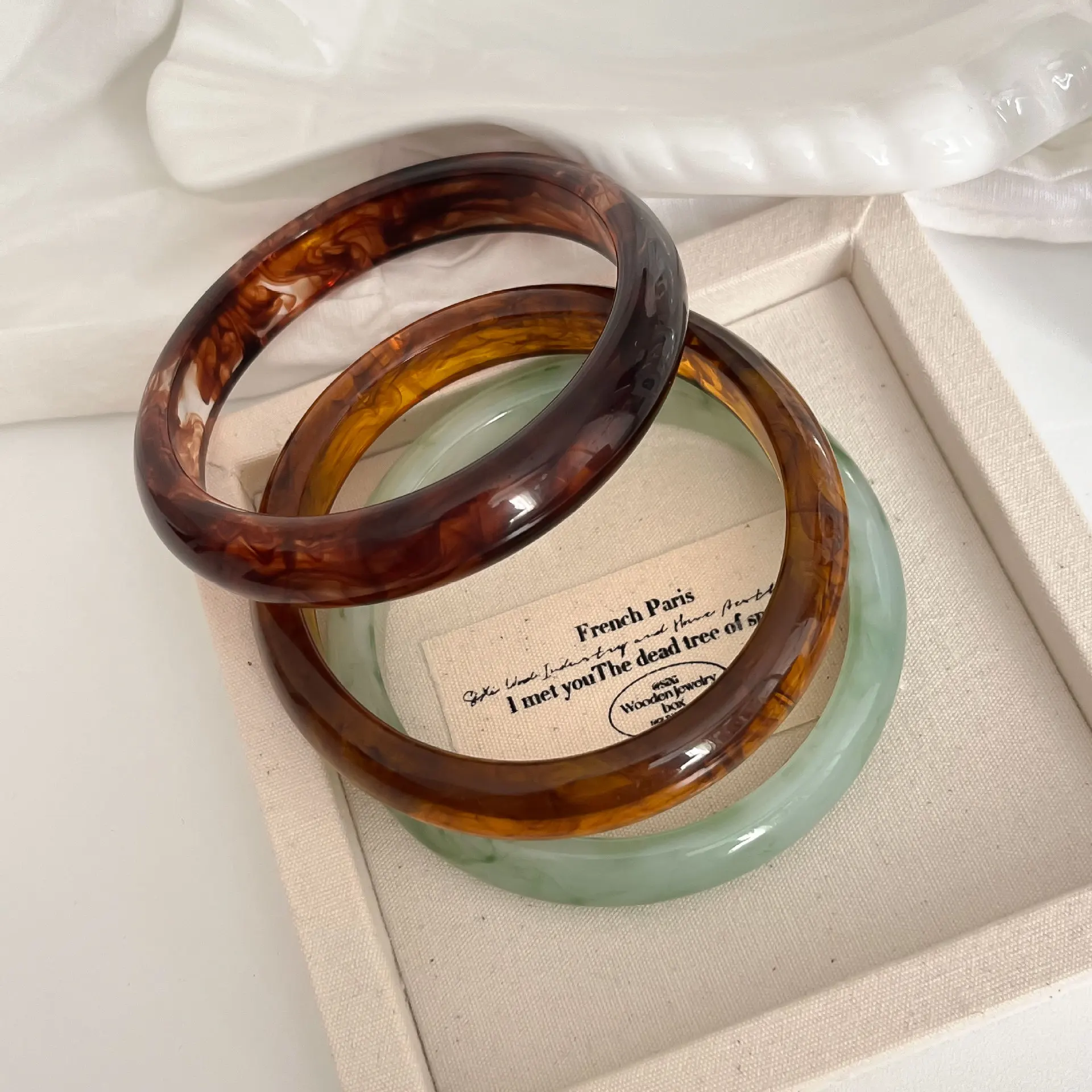 Bracelets ronds en résine pour femmes, 12MM, rétro, tache exquise, couleur ambre, acrylique, mode, bijoux quotidiens, accessoires Y2k