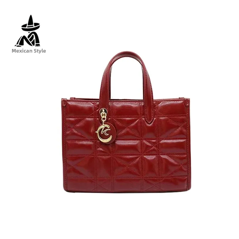 

High Quali Embroidered Leather Women's Bag 2025 New Sle Diamond id Casual Handbag Soft Polyester Zipper Closure