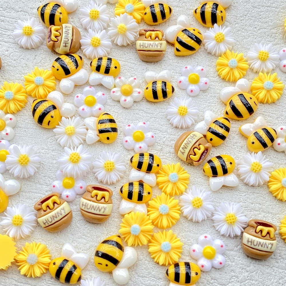 50 Stück niedliche Mini-Cartoon-Bienen aus Kunstharz, kleine Blumen, Chrysanthemen, Kunstnägel mit flacher Rückseite, DIY-Scrapbook-Dekoration, Schmuck, Bastelarbeiten – Detail 10