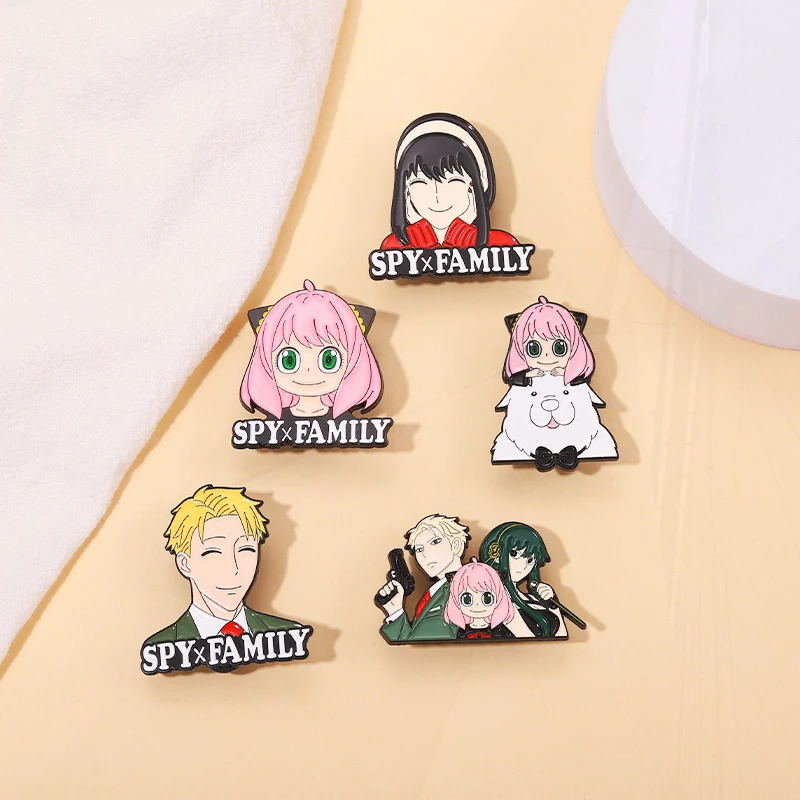 Loid Puppy-Pines personalizados para niños, insignias de solapa, joyería de Anime, regalo para amigos, familia espía, Chibi, broche de esmalte, Anya Yor Twilight