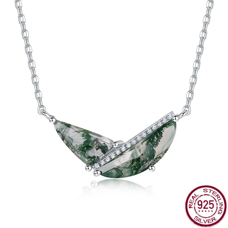 New Simple Geometric Natural Water Grass Agate Necklace S925 Silver Inlaid Green Moss Stone Lock Chain Wholesale