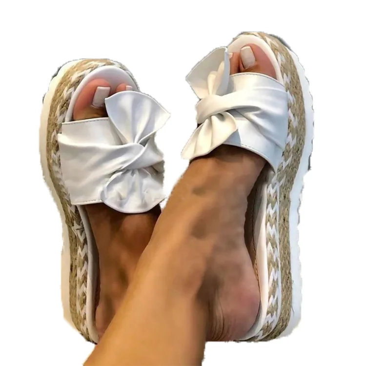 Zapatillas de talla grande para mujer, zapatos de playa a la moda con lazo y plataforma, tacones medios, sandalias de verano para exteriores, envío gratis