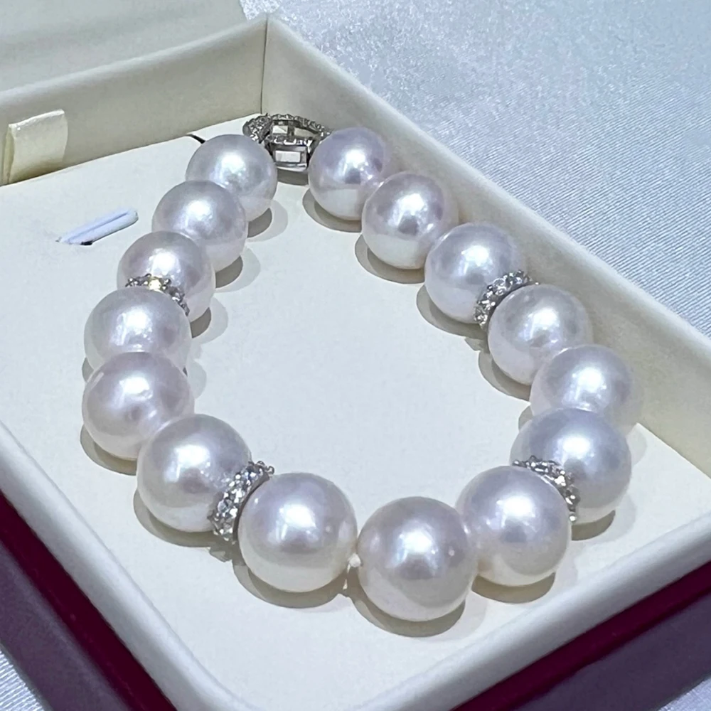 10-11mm Big Size Real Pearl Bead Bracelet for Women with high luster Natural Freshwater White Pearls and elastic cord to prevent