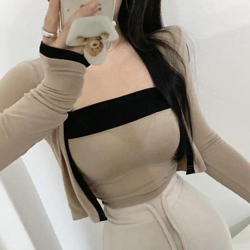 

Elegant Slimming Fashion Set 2024 Autumn Trendy Tube Top Cardigan Set Chiffon Material Brand Zhi Che Listing Year Season 2023
