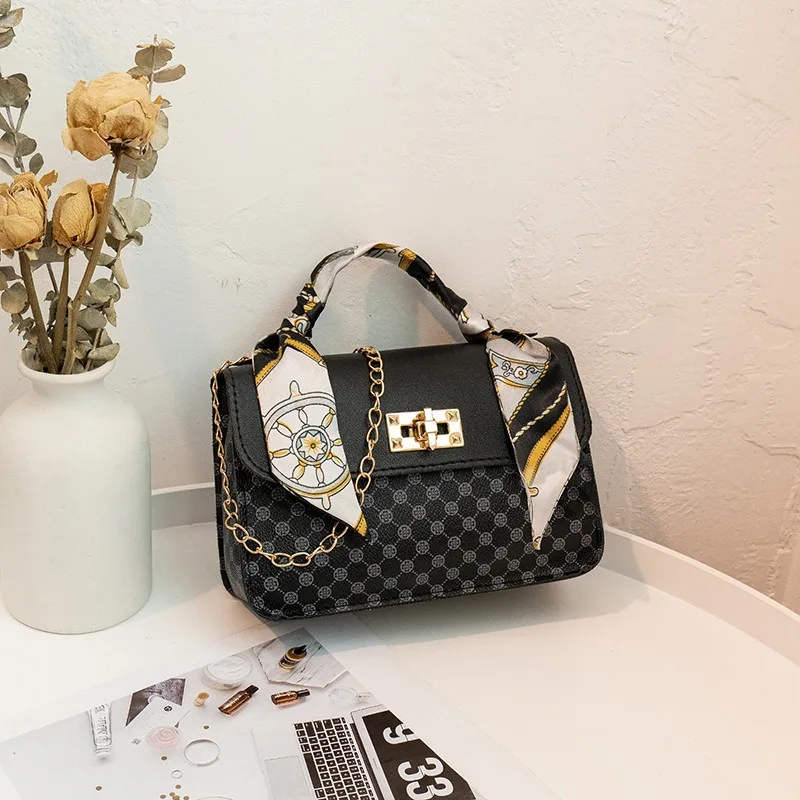 Floral Kelly Crossbody  Elegant Vintage  Style Handbag for Women  Fresh  Sweet Purse with Timeless Appeal