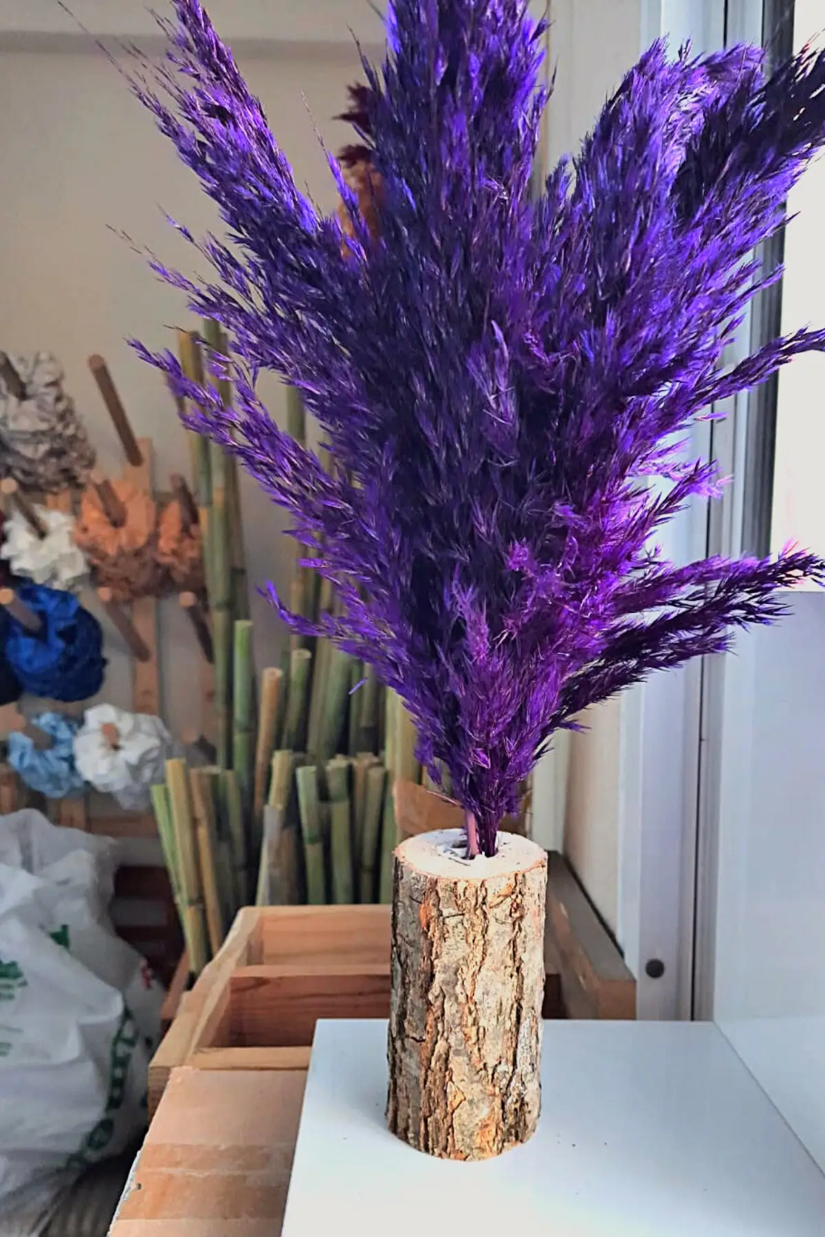 Purple Decorative Natural Pampas Log Flower Pot, Event, Wedding & Entertainment Table Ornament & Decor