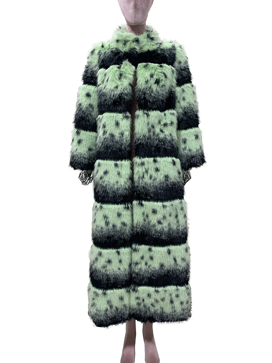 秋冬用エクストラロングカラフルストライプ厚手暖かい毛足の長いフェイクフォックスファーコート女性用スタンドカラーラグジュアリーファーリーオーバーコート