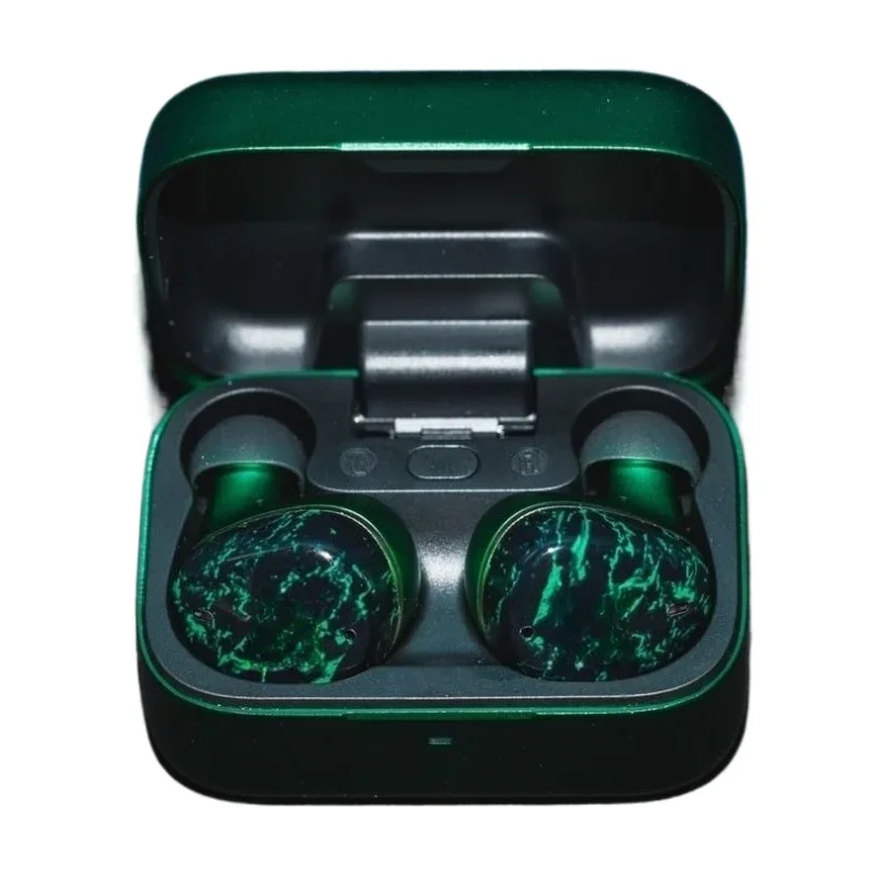 

Bluetooth headset, high-end, comfortable, giving away.