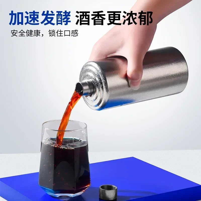 

Ultra-light and portable outdoor travel sealed titanium white wine bottle, high-end new pure titanium wine jug