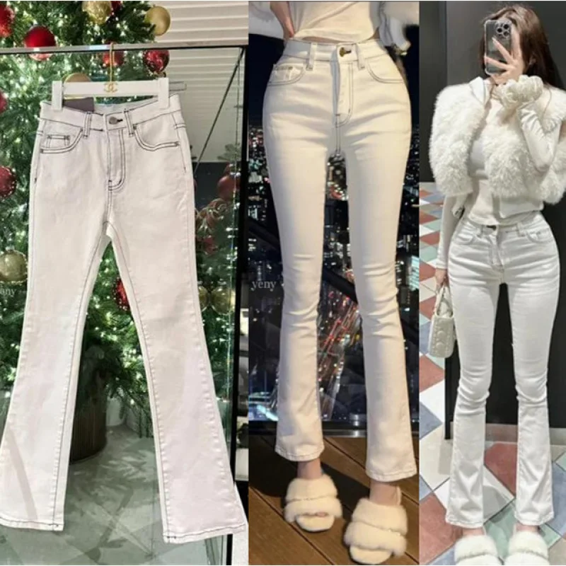 

Новые женские укороченные джинсы-клеш с контрастной строчкой белого цвета, осенне-зимняя коллекция 2024 года, удобные, стройнящие, облегающие, фасон «сигареты».