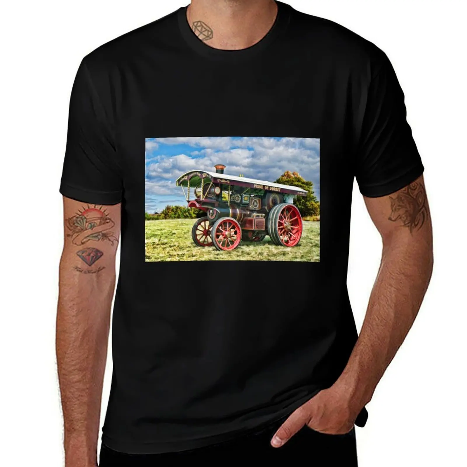 

Burrell showmans engine T-Shirt Holiday Outdoor T-Shirt