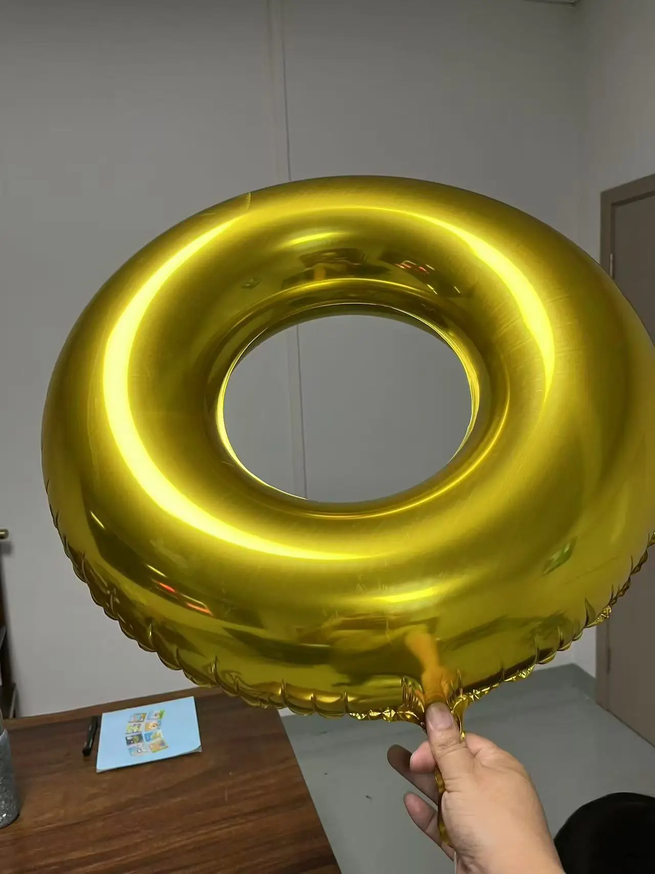63 x 71 cm goldener Reifenballon, runde Form, Folien-Heliumballons, Brautparty, Hochzeit, Geburtstag, Party-Dekoration, Luftbälle, Globos – Detail 7
