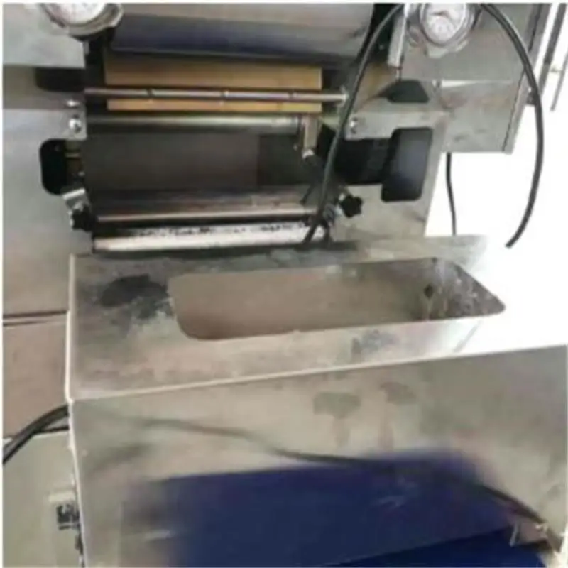 

2023 Electric Noodle Machine Commercial Household Stainless Steel Replaceable Blade