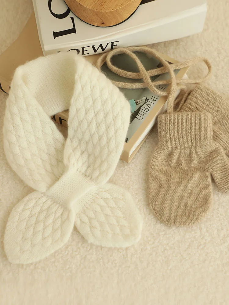 100% Baby Cashmere Knitted Mittens for Children 2-6 Years Boy Girl Cashmere Gloves Kids String Mitts Winter Outdoor Christmas