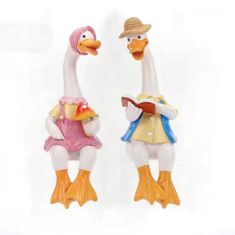 

Cartoon Sculpture Duck Ornaments Resin Garden Decor Outdoor Sitting Furnishings Creative Flower Pot Crafts