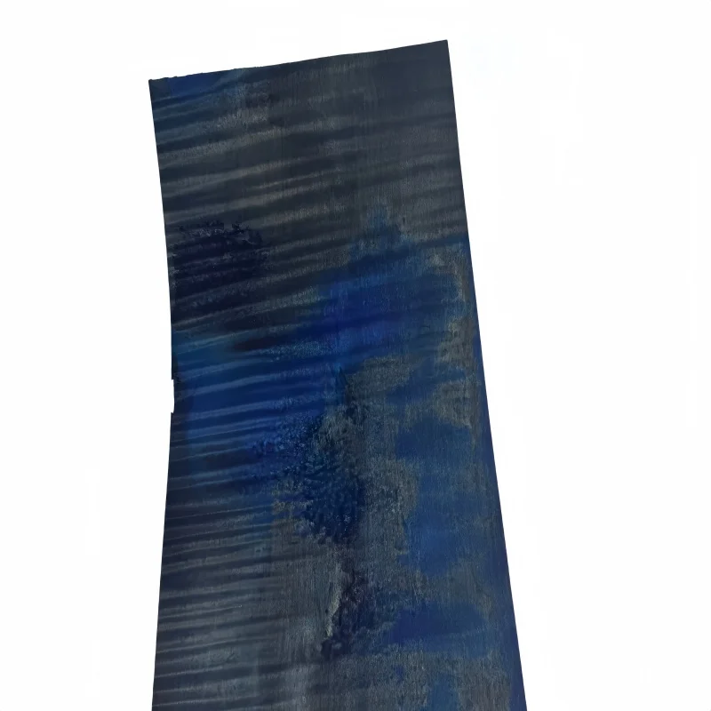 

0.5mm Natural Dyed Colored Figured Maple Veneer, Bookmatched, Guitar Body Veneer, DIY Marquetry Veneer, Size150x18cm