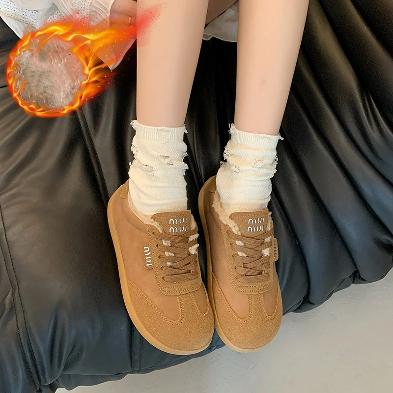 2024 Winter Fashion Trend Women Casual Cotton Shoes Comfortable Non-slip Casual Shoes Outdoor Warm Cotton Flat Casual Shoes