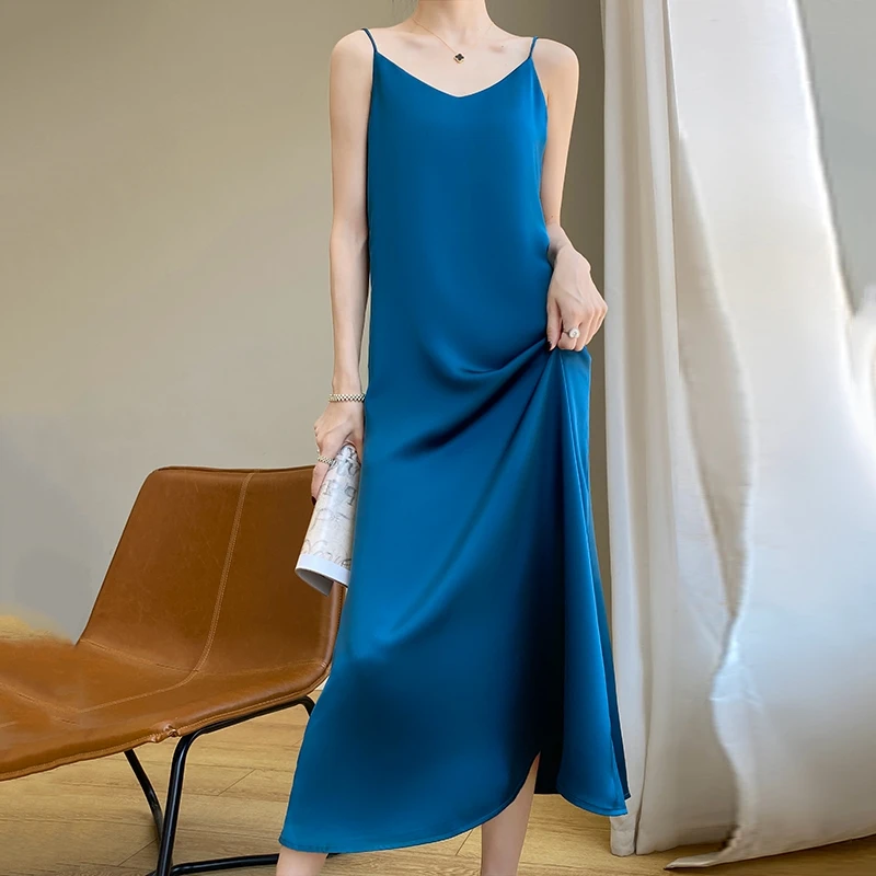 Summer Halter Dress Female Silk Silk Silk High Grade Satin Solid Color Long A-Line Skirt Waist Show Thin Cover Meat RW D13