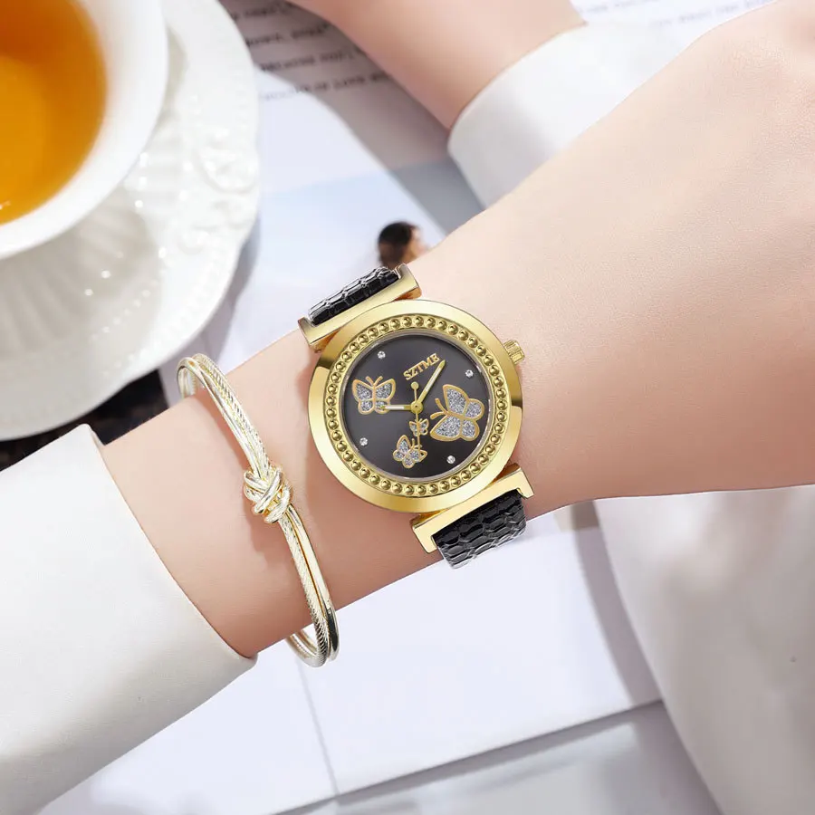 ساعة كوارتز على شكل فراشة على الطراز الكوري العصرية للنساء بتصميم كلاسيكي بسيط وإكسسوارات عصرية لسكن الطلاب