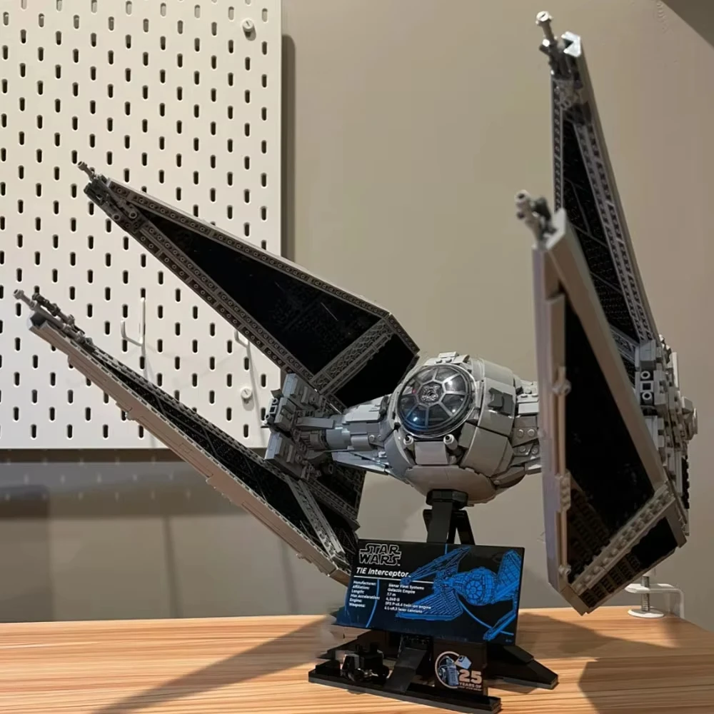 

Spaceship MOC TIE Interceptors Building Blocks Modified from Imperial Fighters Model Assembly Bricks Toys Gift
