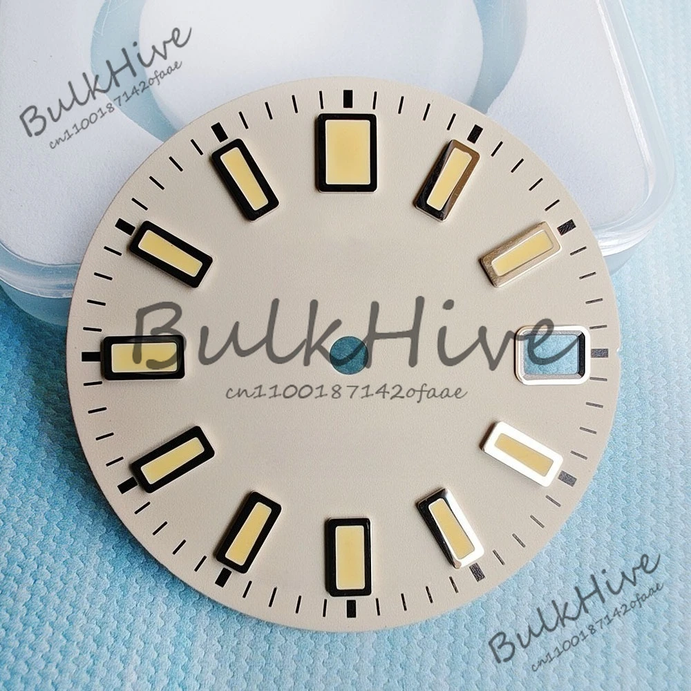 

High Quality Watch Modification Accessories 62MAS Dial Green C3 Super Luminous Faces 28.5mm Calendar Sun Patterned Disk Surface