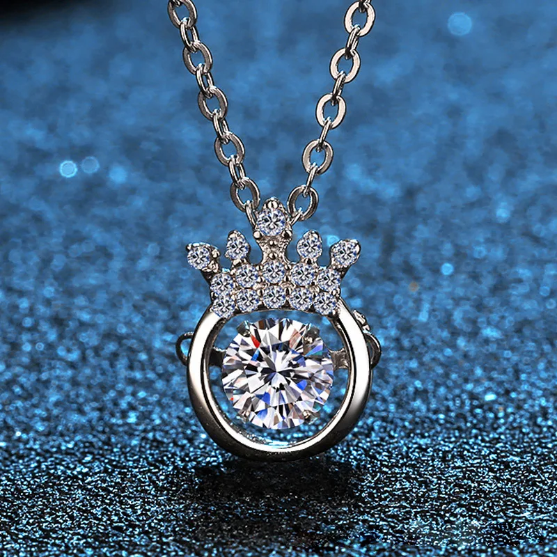 D color moissanite necklace, light luxury, fashion, smart and beating heart, high-end silver necklace, platinum PT950 mark