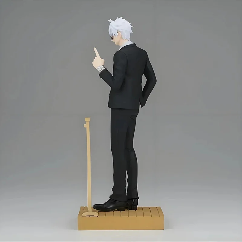 

New Product Eyewear Factory DIORAMA Jujutsu Kaisen Crosstalk By Gojo Satoru Suit and Landscape Figurine Collect Gifts
