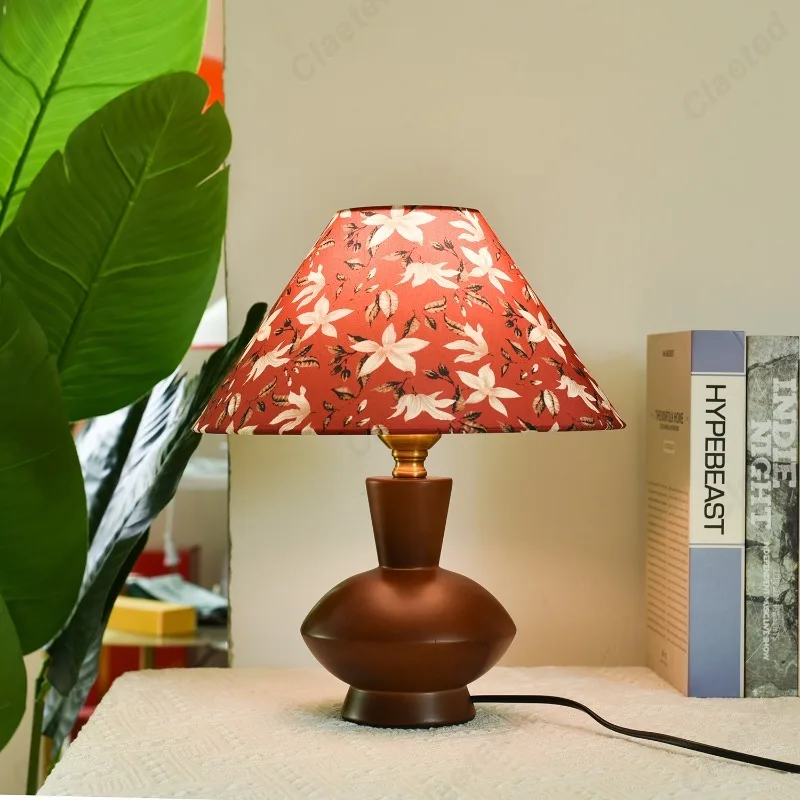 Creative New LED Printing Lampshade Retro Table Lamp Living Room Study Bedroom Bedside Decorative Atmosphere Lighting