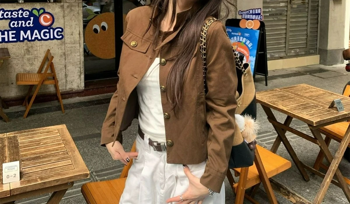 2026 Autumn New Retro Style Design Brown Coat Lapel Tooling Style Jacket