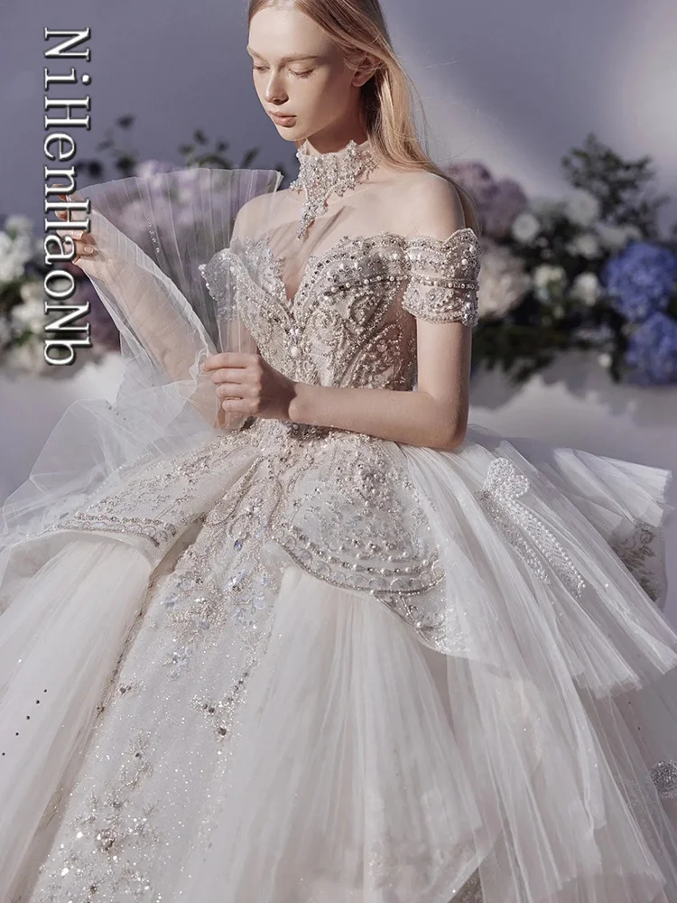 Abito da sposa di lusso Sexy con spalle scoperte principessa Sparkly Appliques Court Train abiti da sposa