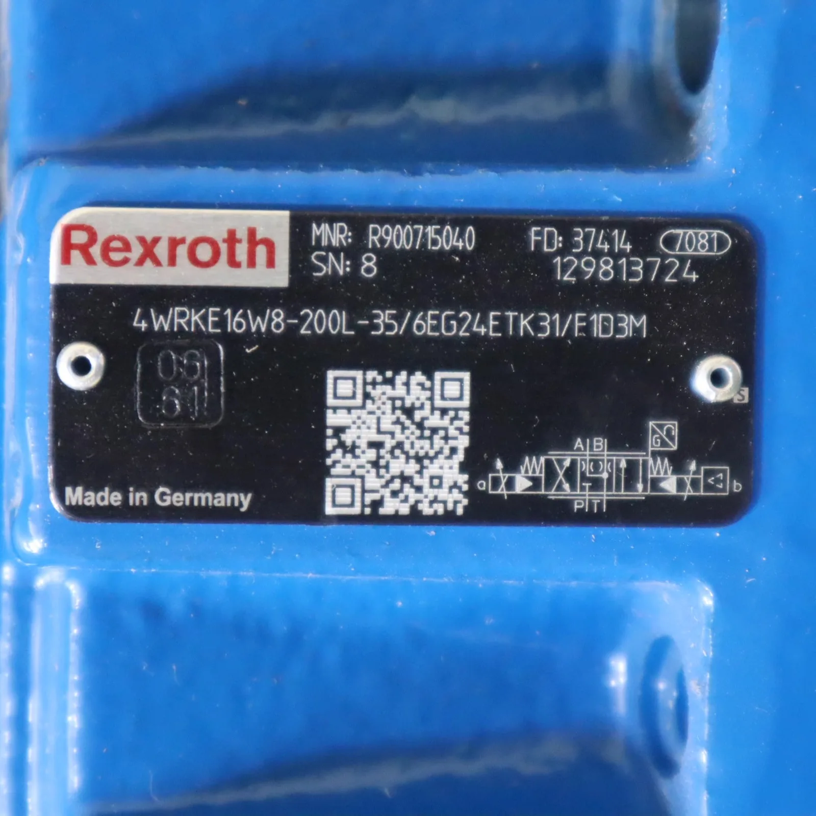 R900715040 4WRKE16W8-200L-32/6EG24ETK31/F1D3M Rexroth REXROTH