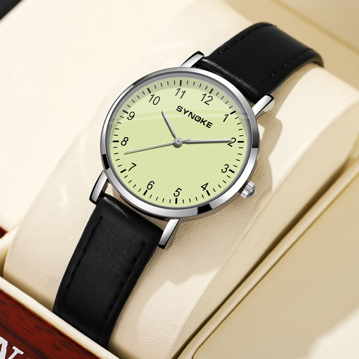 Classic Casual Quartz Retro Watches Dial Leather Strap Band Ladies Clock Fashionable Wrist Watch for Women