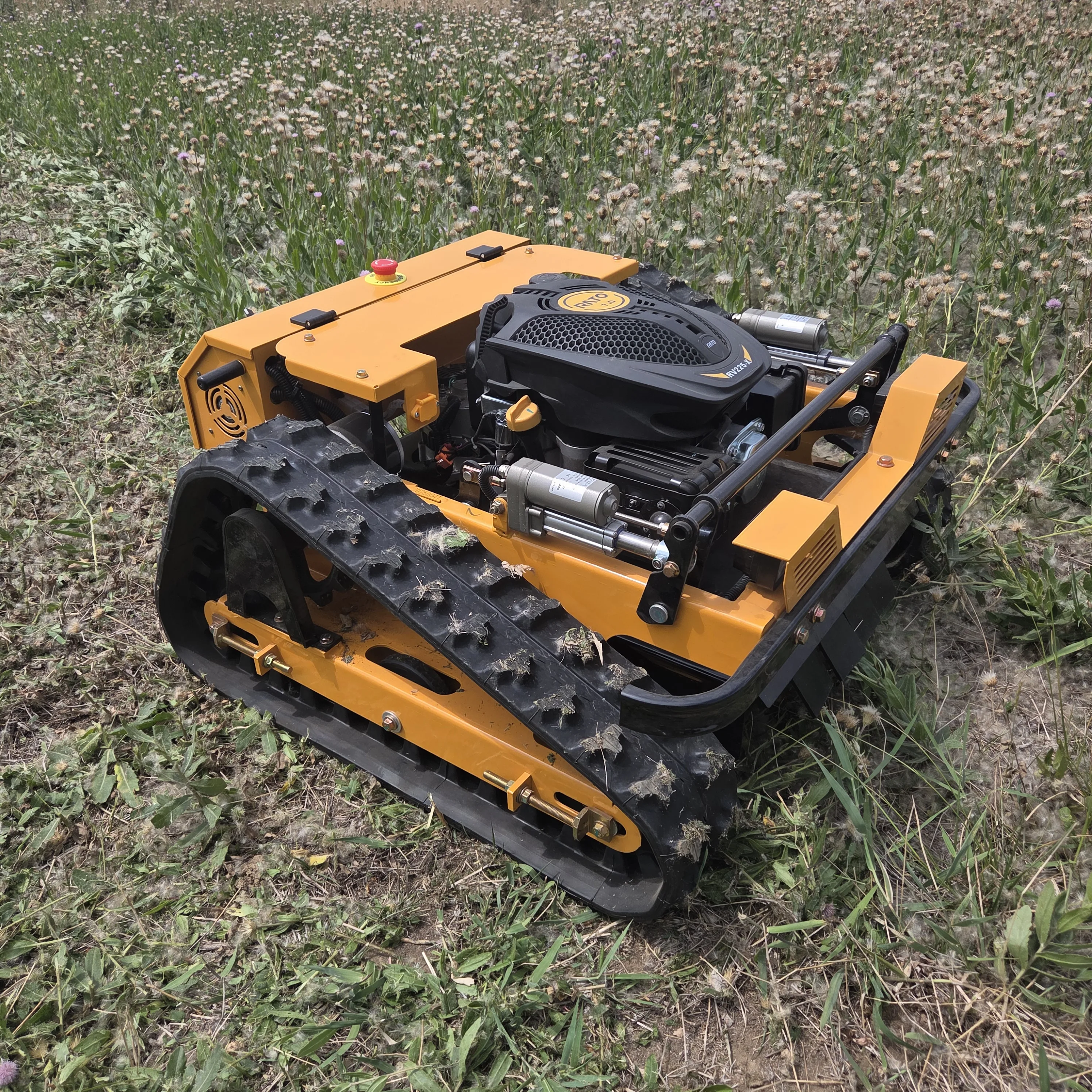 

Free your hands with remote control, fully intelligent lawn mowing robot, flexible operation, cruise control