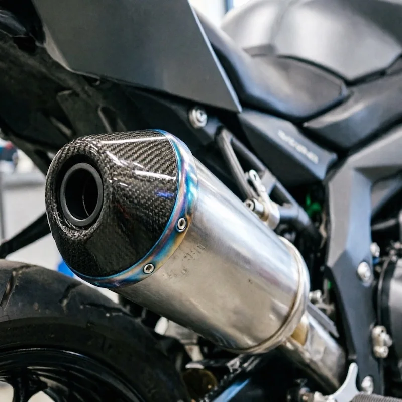 Motorcycle Slip-On Exhaust: What It Changes, What It Doesn't, and How to Fit One