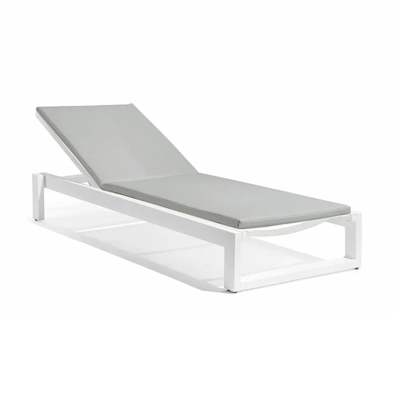 

Customizable Hot Modern Luxury Outdoor Pool Side Beach Sun Lounger Set