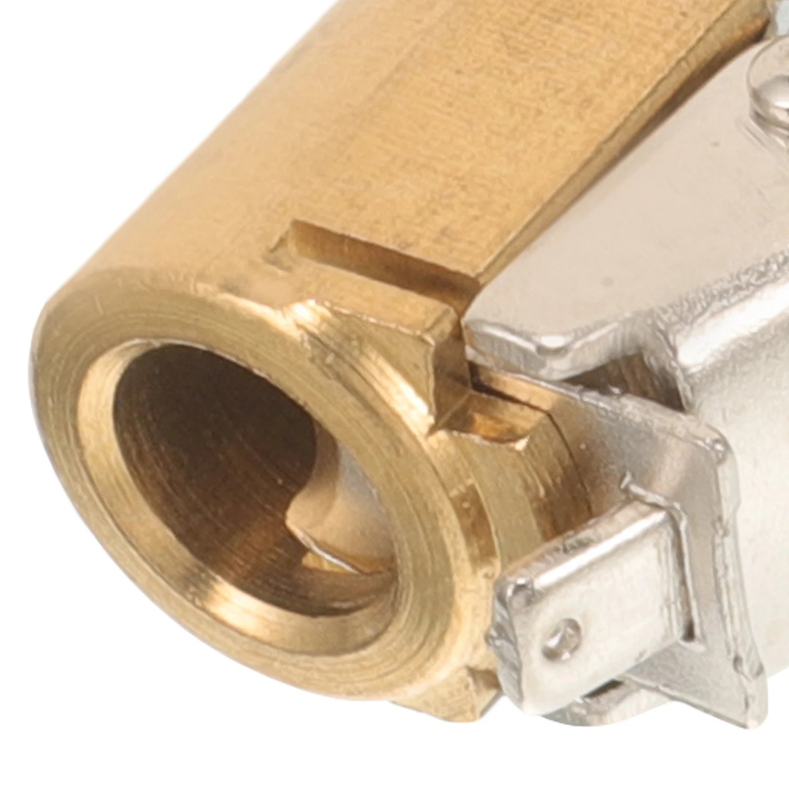 

8mm Brass Pneumatic Connector Durable Air Chunk Connector Car Tyre Inflator Valve Easy Remove Garage Industrial