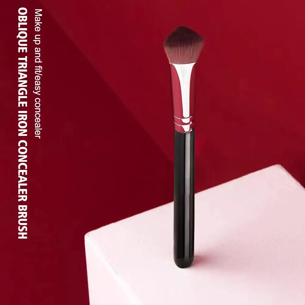 Angled Highlighter Brush Face Contour Foundation Concealer Brush Triangle Shape Synthetic Hair Foundation Highlighter Brushes