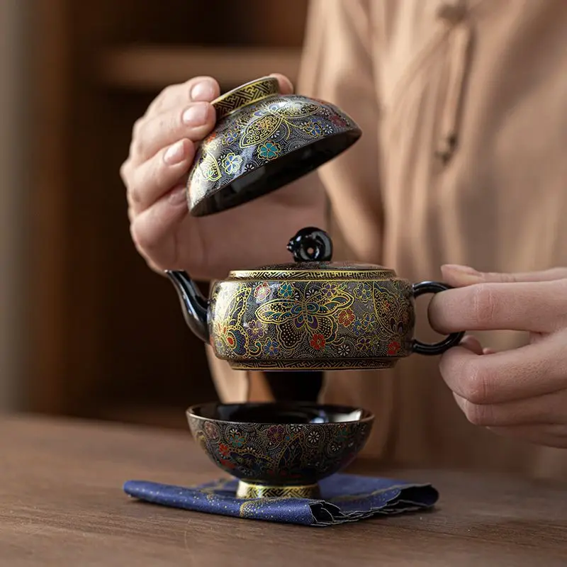 

Wujin Glazed Ceramic Travel Tea Set One Pot and Two Cups Outdoor Travel High-value Tea Cup Set A Casual Gift