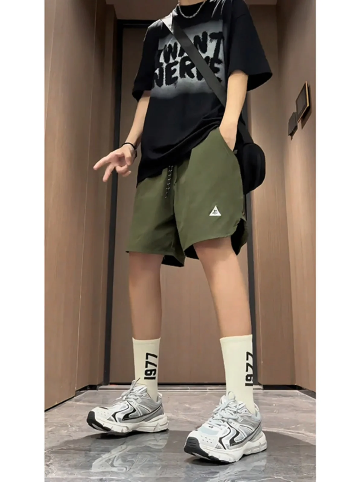 

een Ice Silk ort Pants Men's Summer Thin Qui Dry Sports Straight Leg Five-Point Pants Embroidered Clean Fit Casual Trou...