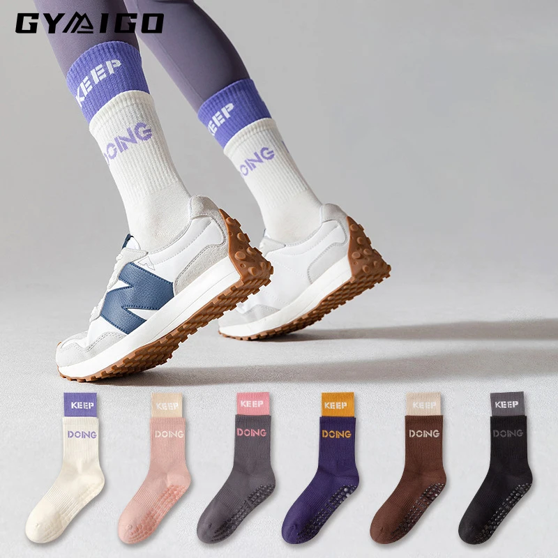 

4/8 Pairs Women Long Yoga Socks Non-Slip Grips Pilates Socks Ladies Ballet Dance Sports Socks Fitness Long Tube Socks For Yoga