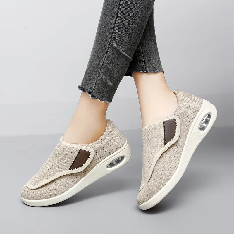 Zapatos vulcanizados antideslizantes para mujer, zapatillas deportivas informales con cuña, talla grande 44, gran oferta, otoño