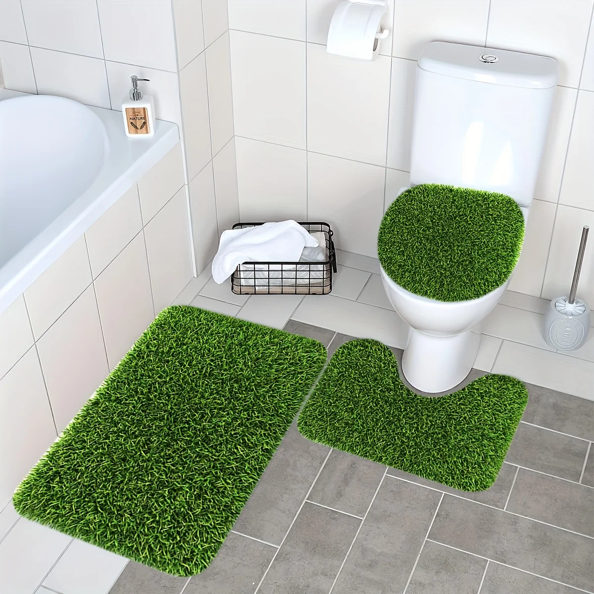 

3pcs ​​Fresh Lawn Grass Bath Mat Set - Soft Flannel Rug & Pad for Natural Bathroom Decor & Spring-Inspired Vibes​
