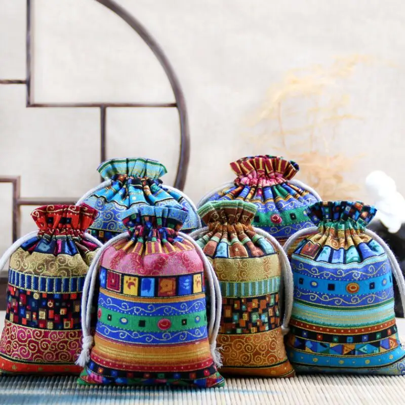 50pcs/Lot 7*9 10*14  13*18cm Colorful Ethnic Bags National Style Cotton Linen Cloth Drawstring Bags Candy Gift Storage Pouch Bag